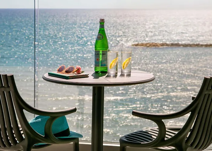 Hotell Mercure Larnaca