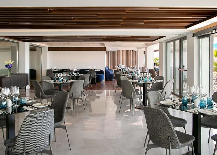 Mercure Hotell Larnaca