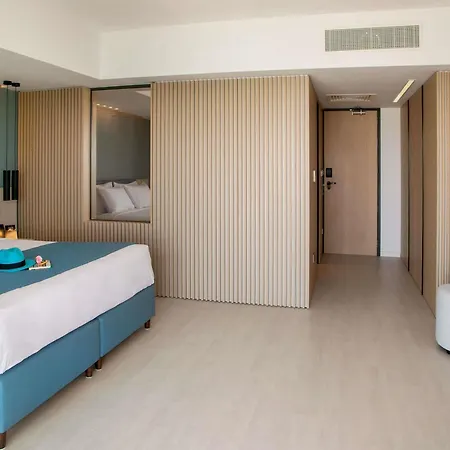 Mercure Szálloda Lárnaka