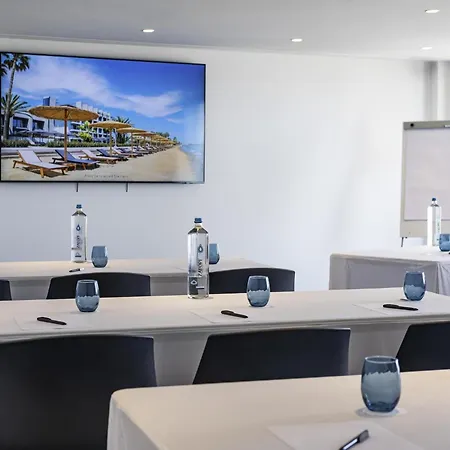 Mercure Larnaca