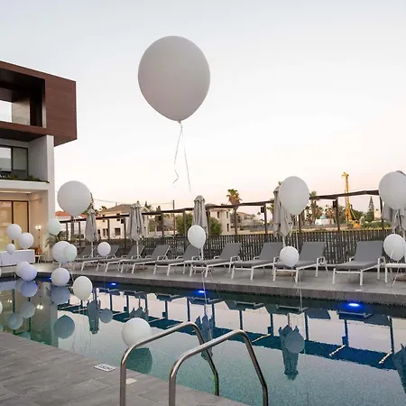 Mercure Отель Ларнака