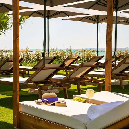 Hotel Mercure Larnaca