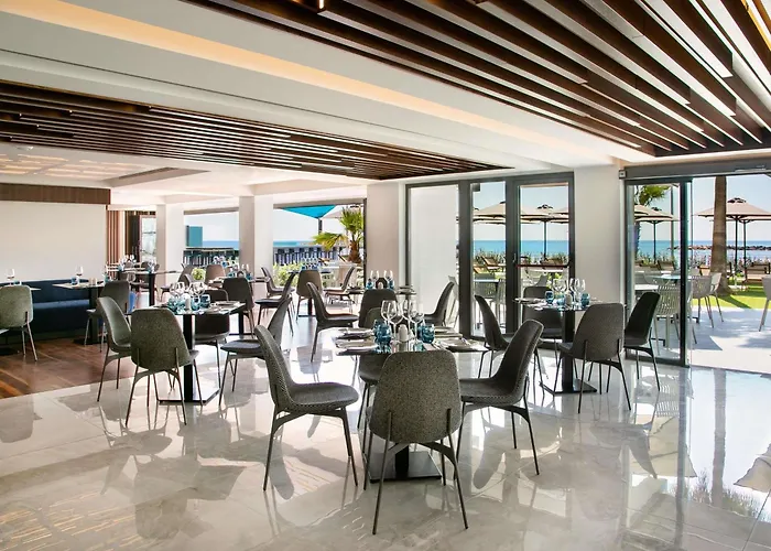 מלון Mercure לרנקה